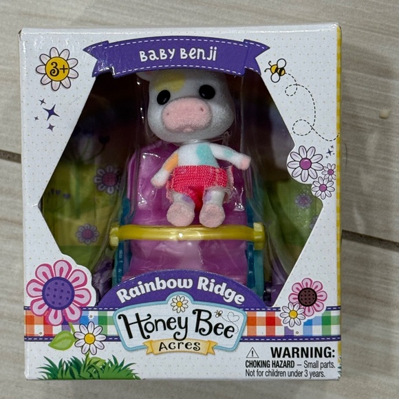 Honey Bee Acres Set of 5 Dollhouse Figurines Nico Haley Benji Ollie Lila New - Picture 10 of 12